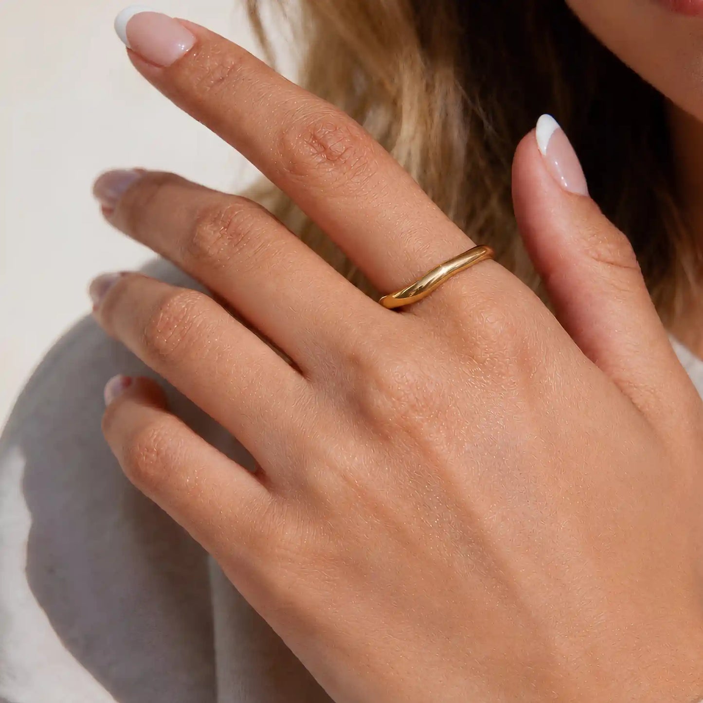 Anillo Vesna